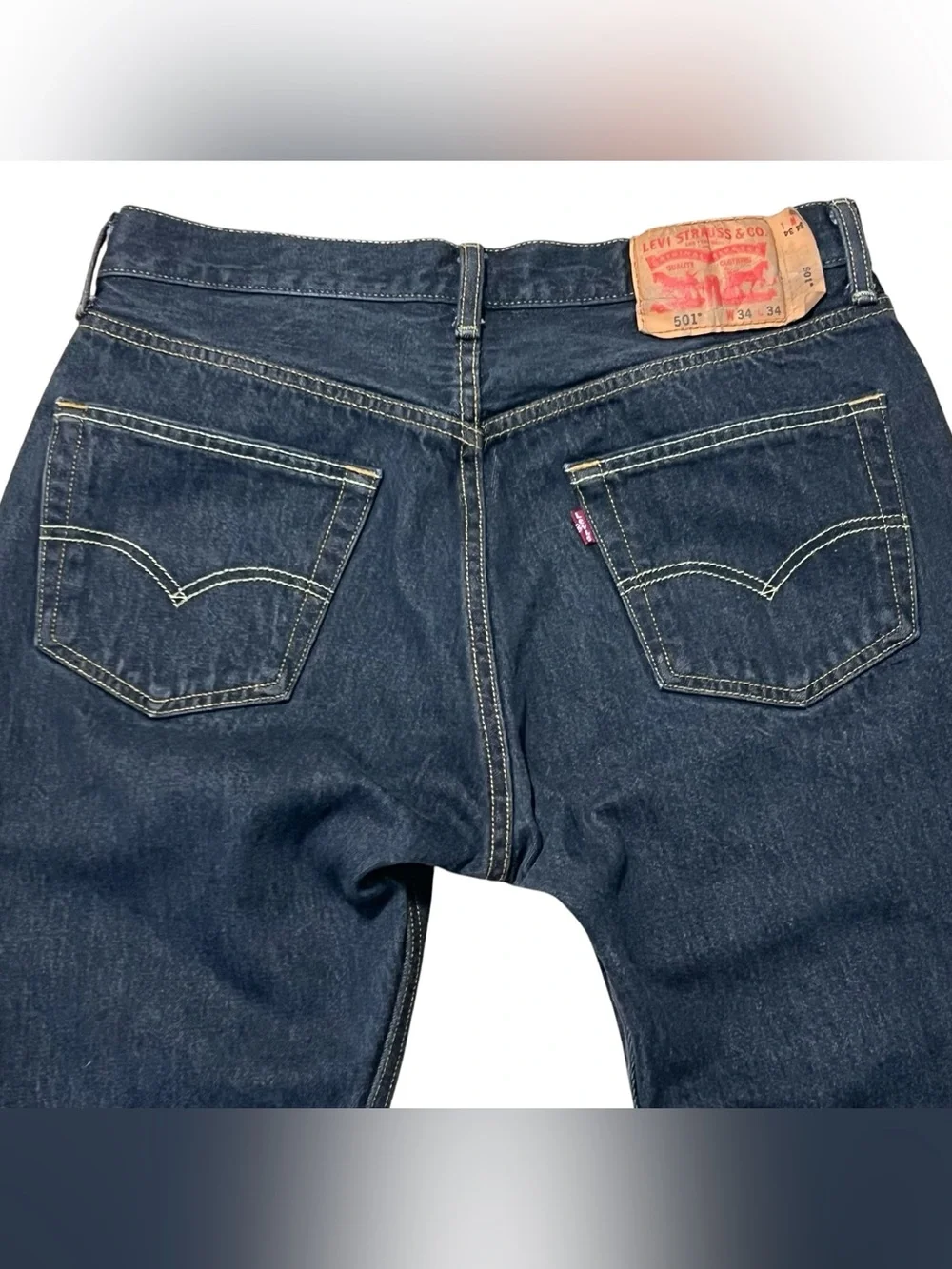 Levis 501 Button Fly Jeans Black Actual 32 x 31 Straight Leg Men's Unisex Preppy